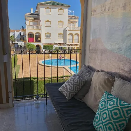 Close To The Beach Apartamento Torrevieja